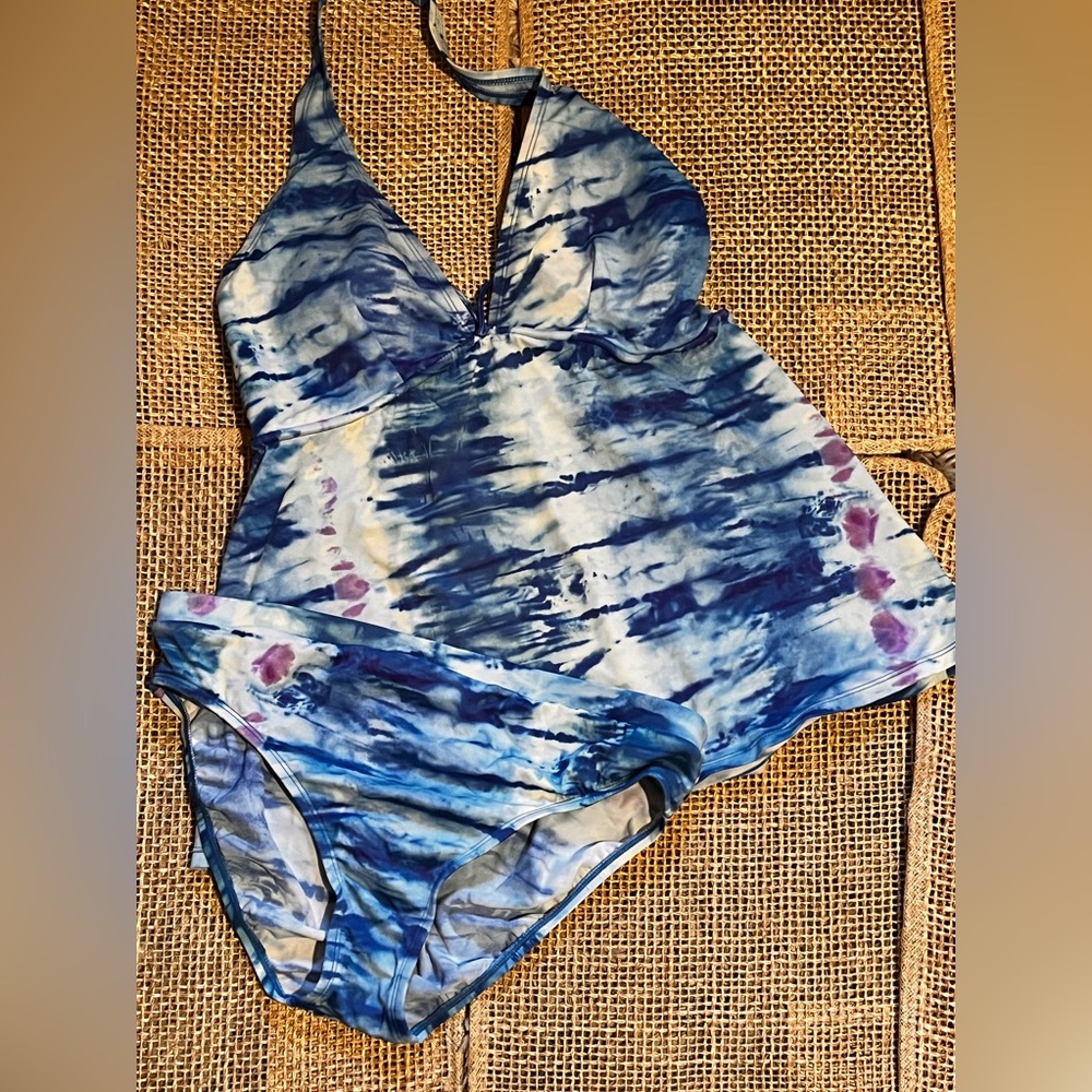 Motherhood maternity/2 piece swimsuit/size medium